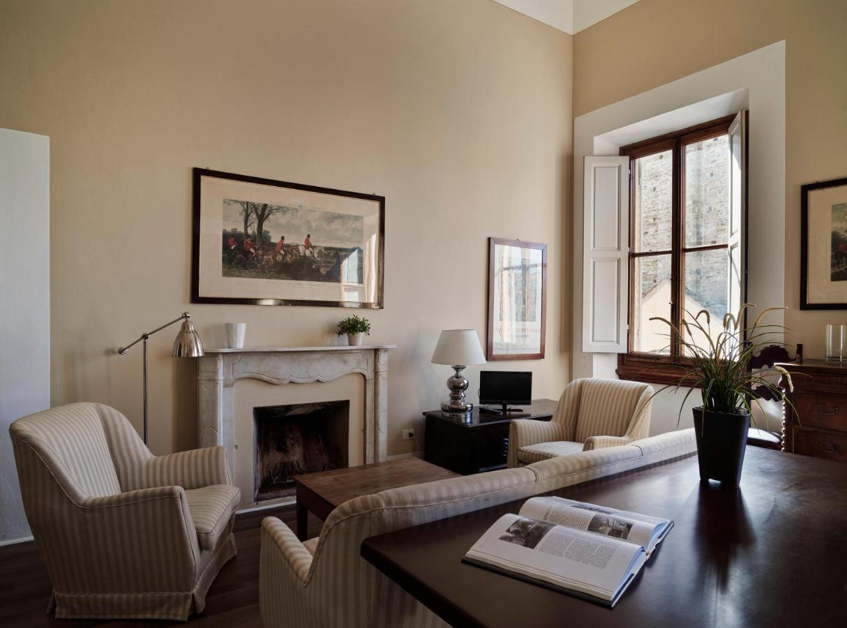 פירנצה Art Apartment Dante מראה חיצוני תמונה