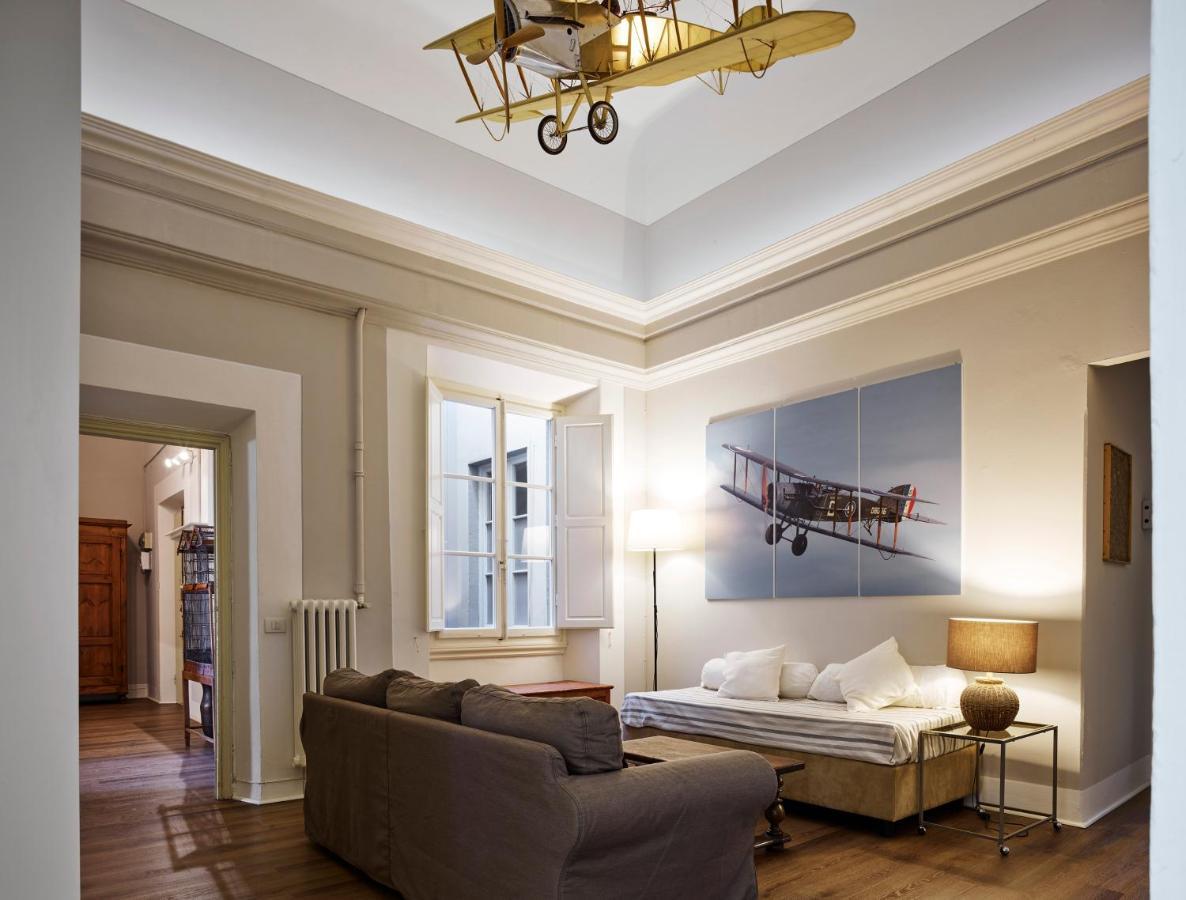 פירנצה Art Apartment Dante מראה חיצוני תמונה